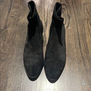 Women’s Black Suede Shoes